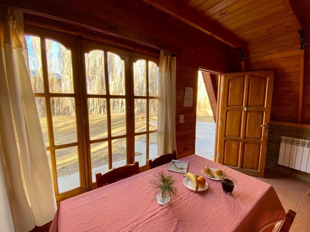 Hosteria & Cabanas Rio Fenix بيريتو مورينو المظهر الخارجي الصورة